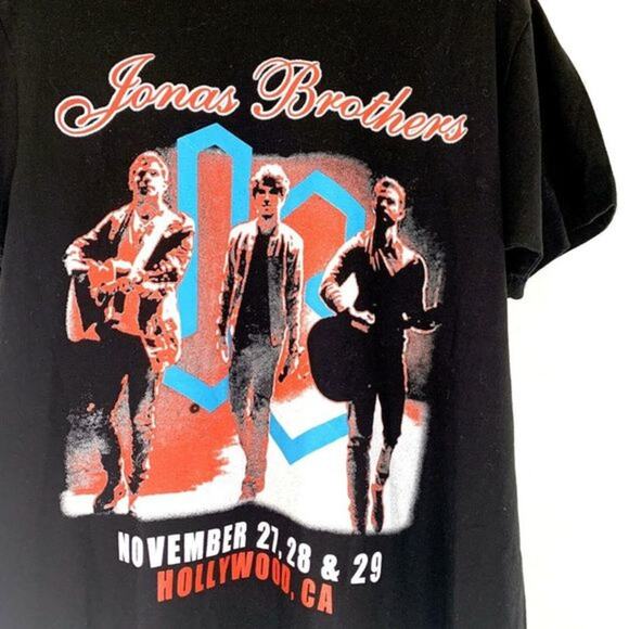 JONAS BROTHERS Hollywood Live Concert‎ T-Shirt Tee Size M - Picture 2 of 3